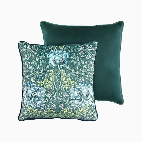 William Morris Honeysuckle & Tulip Moonstone